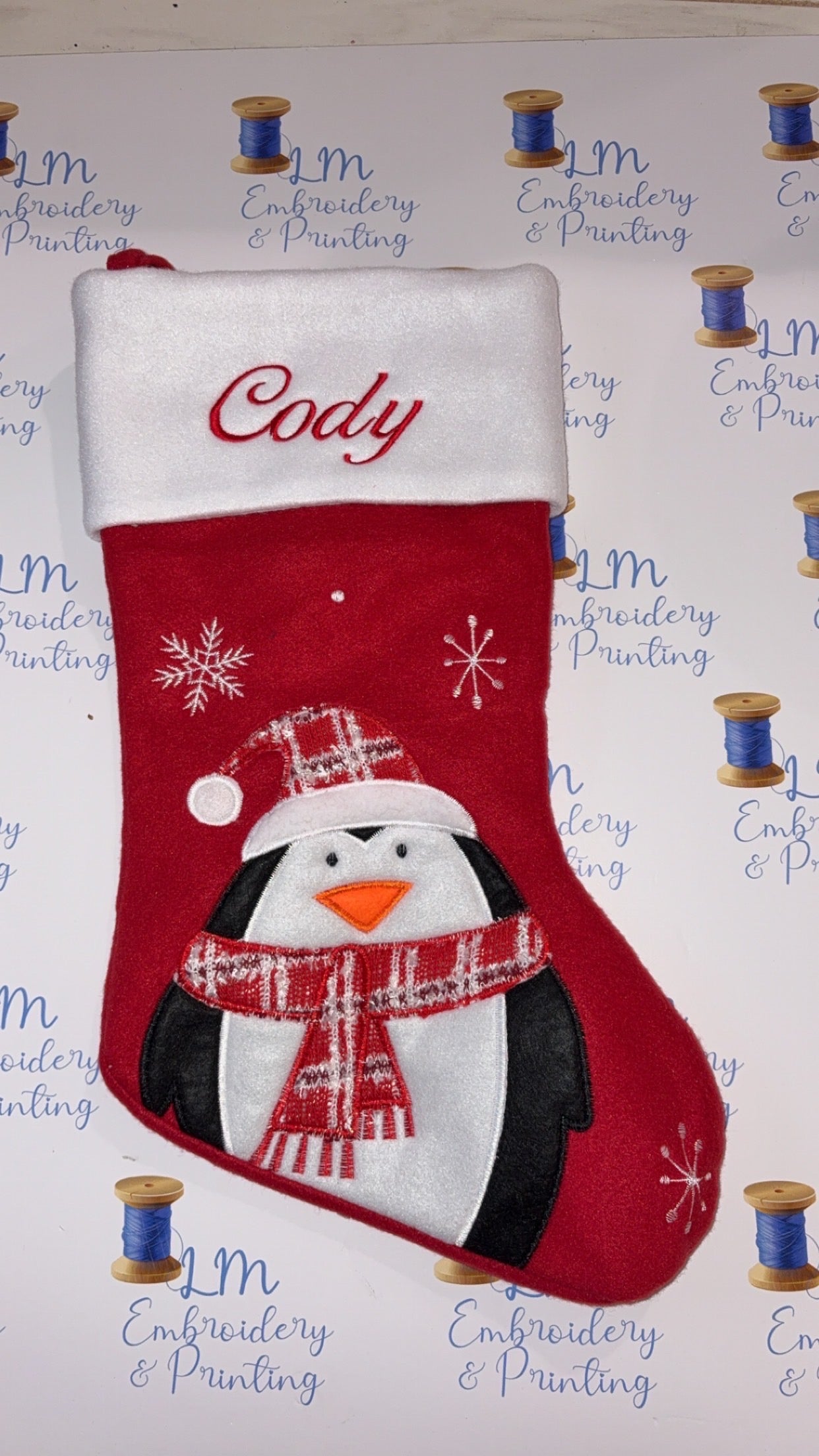 DELUXE PLUSH RED WHITE TOP CUTE PENGUIN STOCKING MO