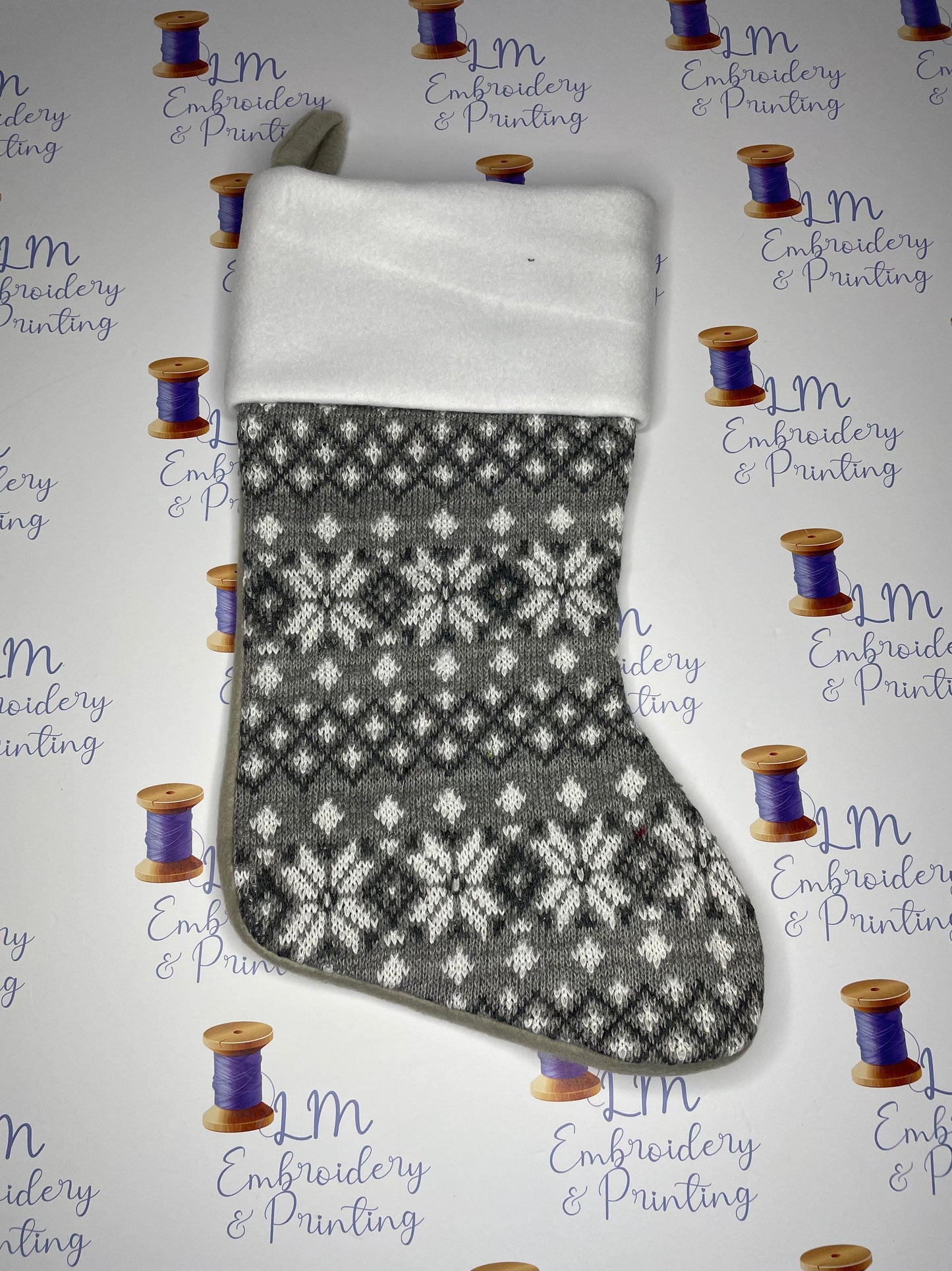 DELUXE PLUSH KNITTED GREY AND WHITE PATTERN STOCKING